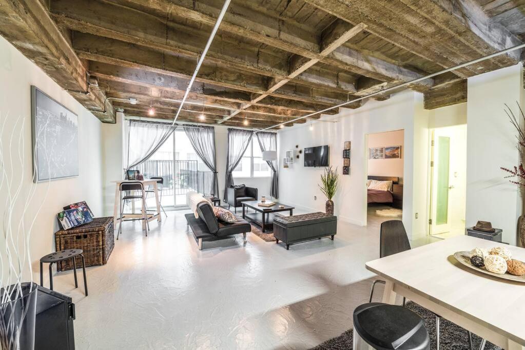 Newly Renovated 1Bdrm Loft Dtla And Rooftop Pool Лос-Анджелес Екстер'єр фото