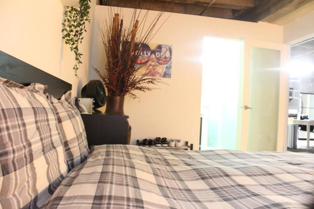 Newly Renovated 1Bdrm Loft Dtla And Rooftop Pool Лос-Анджелес Екстер'єр фото